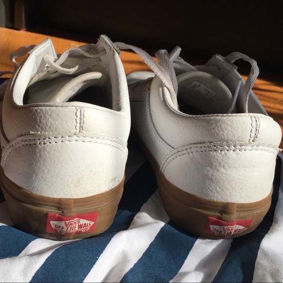 VANS Old Skool White Leather Gumsole (Unisex) - Picture 7 of 9